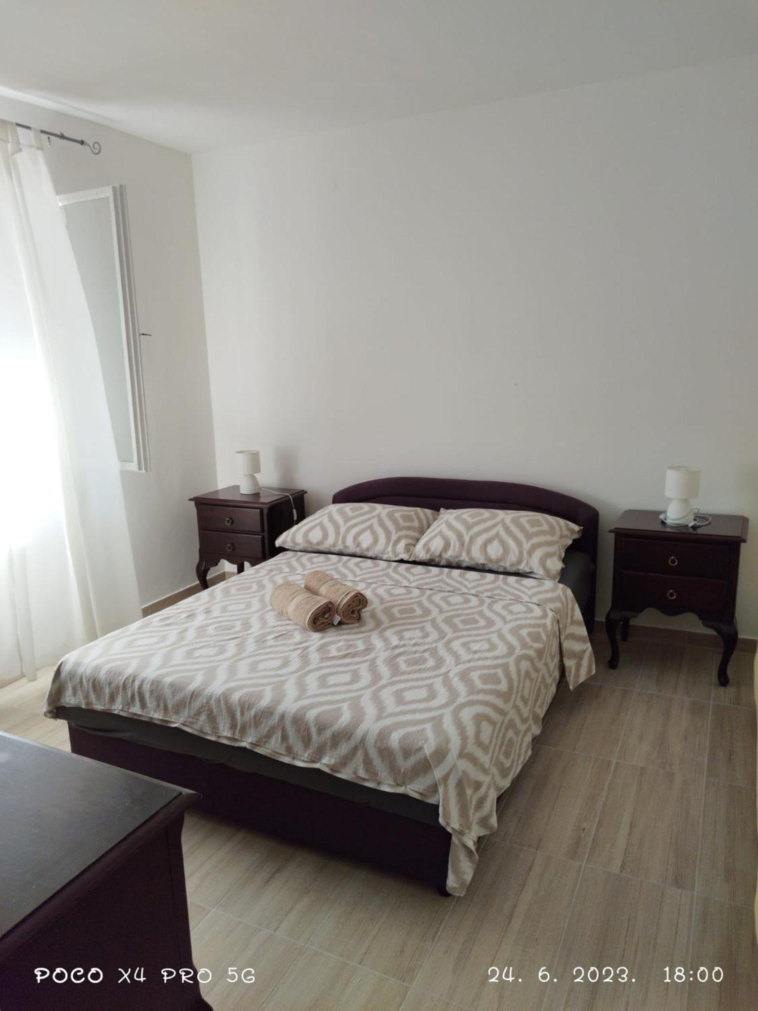 זאדאר Apartments Nela מראה חיצוני תמונה